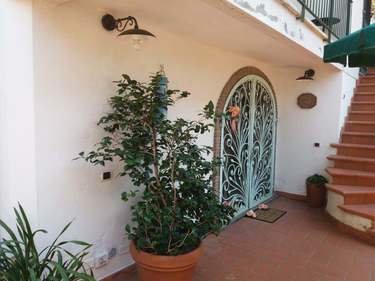 Villa Raffinato bilocale sul mare Lido di Camaiore Esterno foto